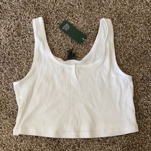 White brand new basic crop top